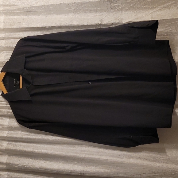 Men's Dress Shirt - Picture 1 of 3